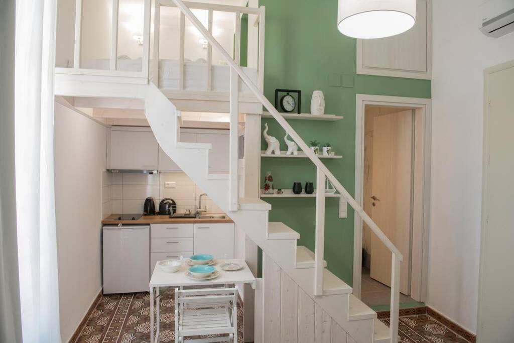 The Little Big Apartment In The Heart Of Heraklion エクステリア 写真